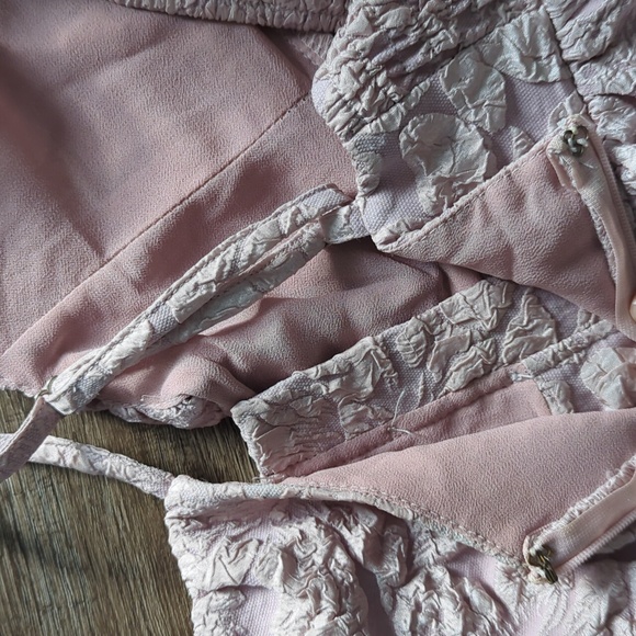 En Saison Pale Mauve Babydoll Top - Picture 7 of 9